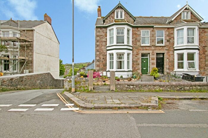 3 Bedroom Semi-Detached House For Sale In Albany Road, Redruth, Cornwall, TR15