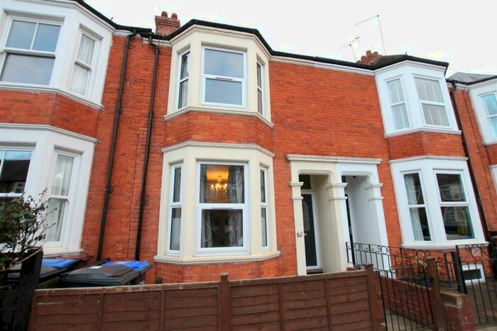 3 Bedroom House To Rent In Broadway, Northampton, NN1