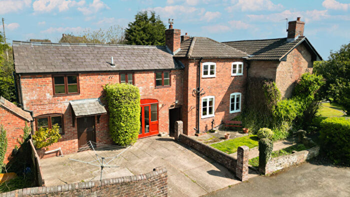 4 Bedroom Detached House For Sale In Holly Waste, Cleobury Mortimer, Kidderminster, Shropshire, DY14