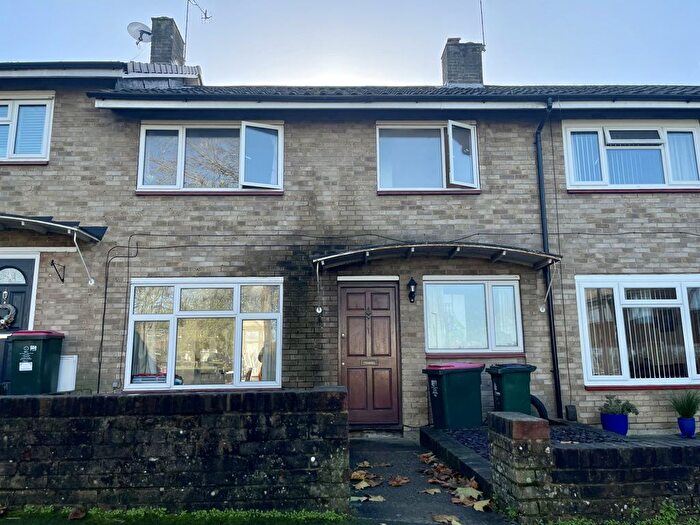 3 Bedroom Terraced House To Rent In Lavant Close, Gossops Green, Crawley, RH11