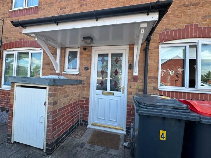 3 Bedroom Town House To Rent In Park Gardens, Sutton-In-Ashfield, NG17