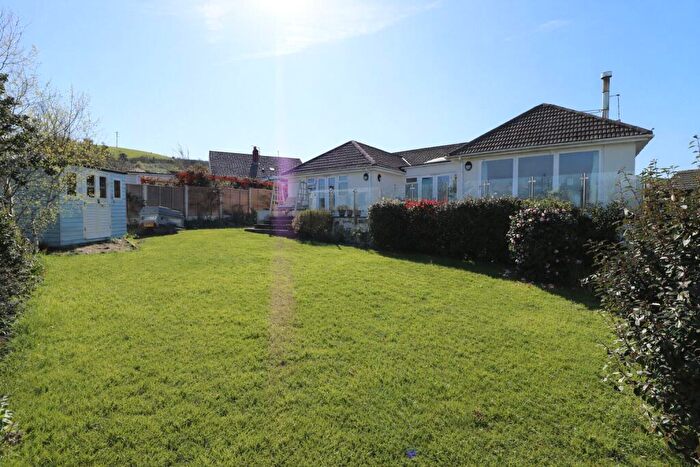 4 Bedroom Bungalow For Sale In Old Rectory Close, Instow, Bideford, EX39