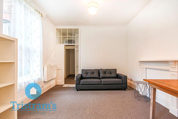 1 Bedroom Flat To Rent In Flat, Vickers Street, Nottingham, NG3