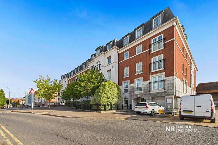 2 Bedroom Flat To Rent In Station Approach, Epsom, Surrey., KT19