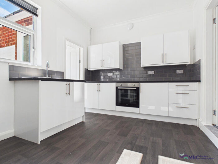 2 Bedroom Terraced House To Rent In Perth Street West, Hull, HU5