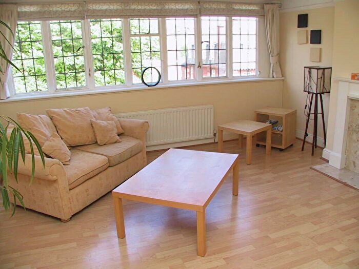 2 Bedroom Flat To Rent In Eskdale Terrace, Jesmond, NE2