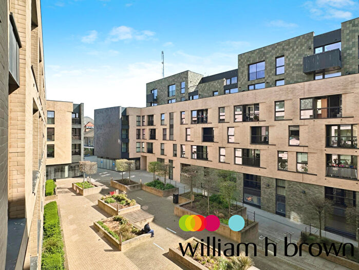 2 Bedroom Apartment To Rent In Burgess Springs, City Park West, Chelmsford City Centre, CM1