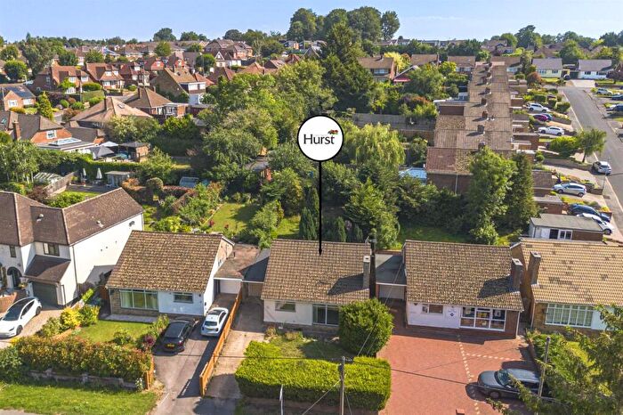 3 Bedroom Detached Bungalow For Sale In Eastern Dene, Hazlemere (no Chain), HP15