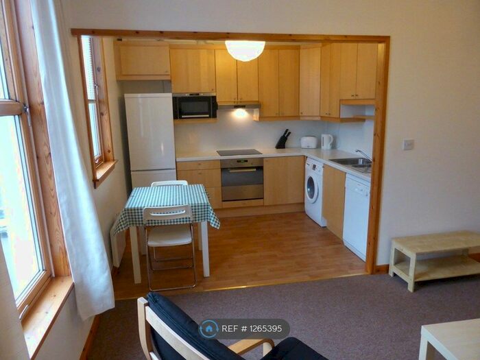 2 Bedroom Flat To Rent In (Off King Street), Aberdeen, AB24