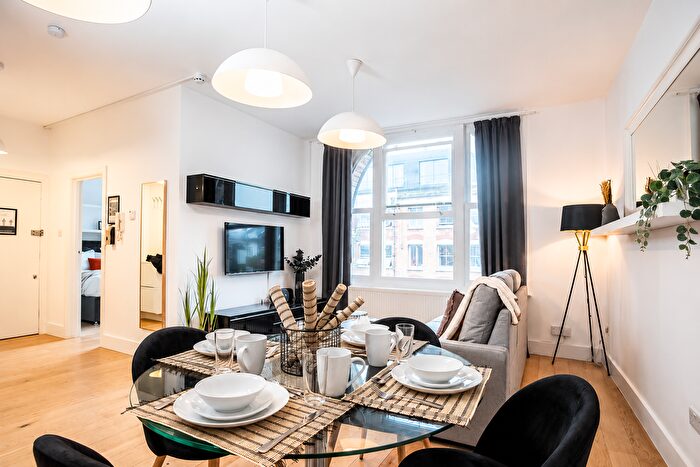 3 Bedroom Flat To Rent In Great Eastern Street, London, EC2A