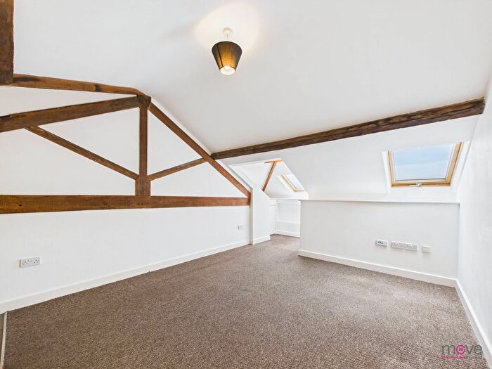 1 Bedroom Flat To Rent In Victoria Road, Park Field Victoria Road, WR14