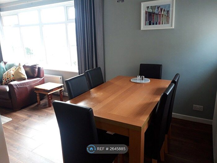 2 Bedroom Bungalow To Rent In Maes Yr Hafod, Menai Bridge, LL59