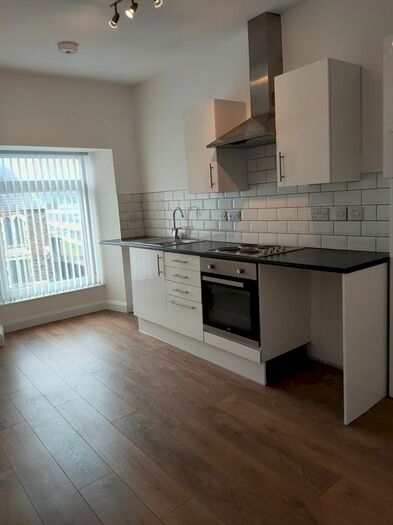 1 Bedroom Flat To Rent In London Road, Neath, SA11