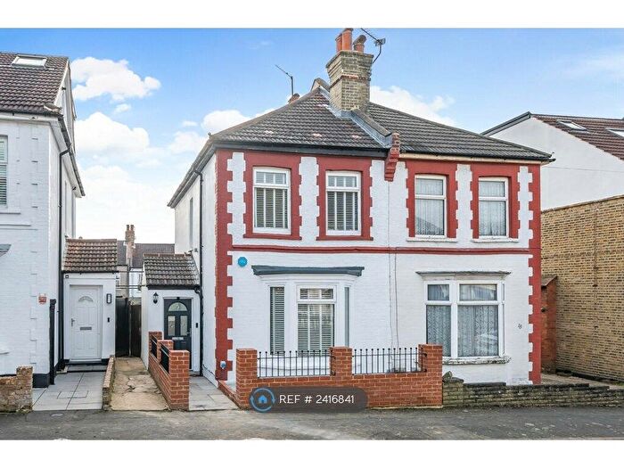 2 Bedroom Semi-Detached House To Rent In Montpelier Road, Sutton, SM1