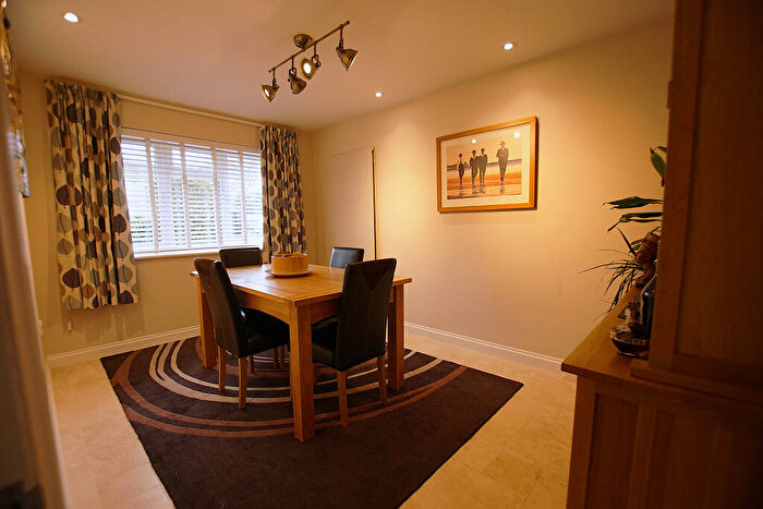 4 Bedroom Detached House For Sale In Marlborough Road, Wroughton, Wiltshire, SN4