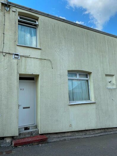 1 Bedroom Flat To Rent In B Picton Street, Maesteg, CF34