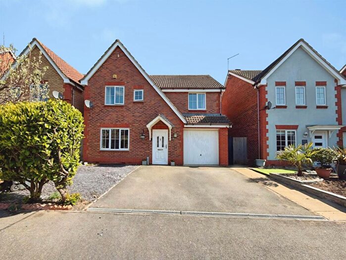 4 Bedroom Detached House For Sale In Watersend Road, Hampton Hargate, Peterborough, PE7