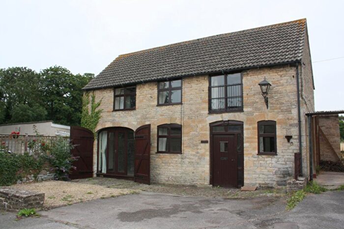 3 Bedroom Detached House To Rent In Wotton Road, Kingswood, GL12