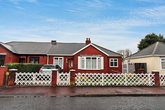 2 Bedroom Semi-Detached Bungalow For Sale In Firtree Avenue, Walkerville, Newcastle Upon Tyne, NE6
