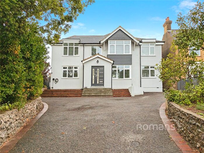 4 Bedroom Detached House For Sale In Wokingham Road, Earley, Reading, RG6