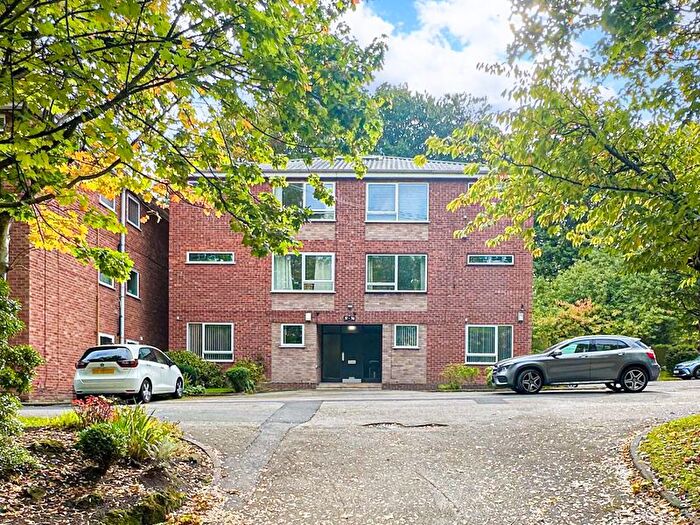 2 Bedroom Flat For Sale In Palmerston Road, Mossley Hill, Liverpool, L18