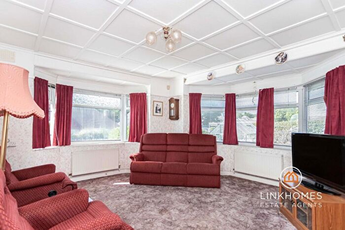 2 Bedroom Detached Bungalow For Sale In Mount Pleasant Drive, Bournemouth, BH8