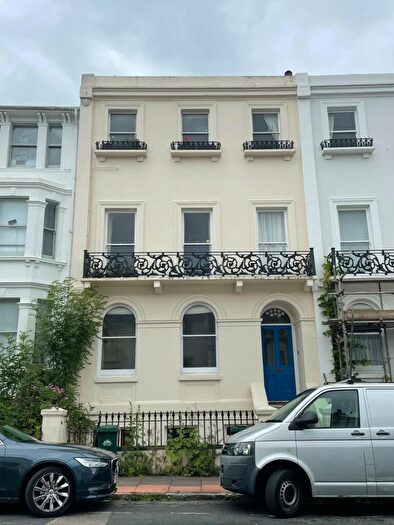 1 Bedroom Flat To Rent In Roundhill Crescent, Brighton, BN2