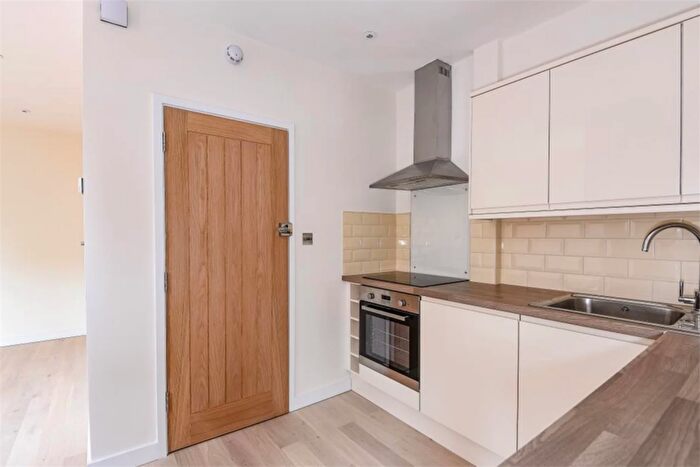 1 Bedroom Apartment To Rent In London Road, Reading, RG1