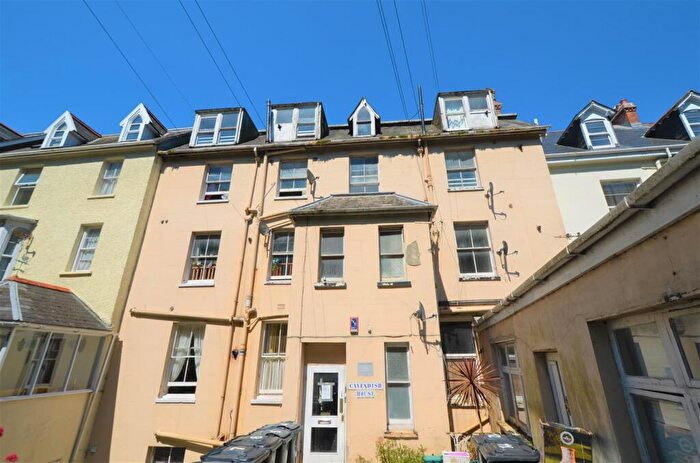 2 Bedroom Flat To Rent In Cavendish House, Larkstone Terrace, Ilfracombe, EX34