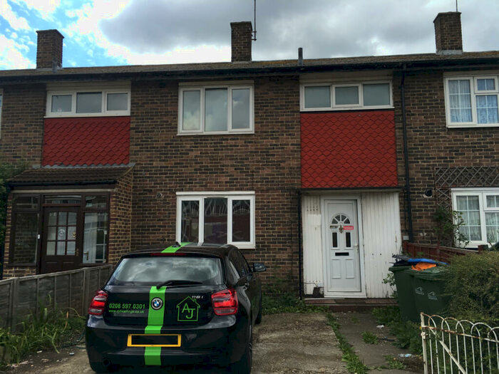 2 Bedroom Terraced House To Rent In Abbey Wood, London, SE2