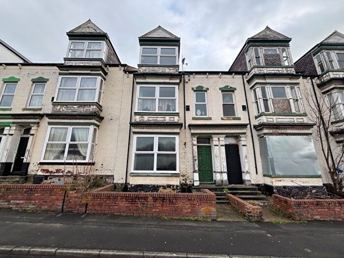 6 Bedroom Terraced House For Sale In Toward Road, Sunderland, Tyne And Wear, SR2