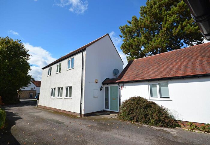 3 Bedroom Detached House To Rent In The Paddocks, Haddenham, HP17