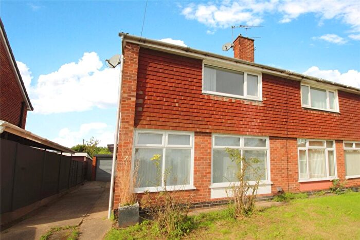 3 Bedroom Semi-Detached House To Rent In Ramsbury Road, Leicester, Leicestershire, LE2