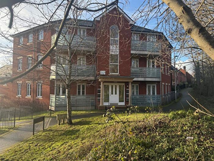 2 Bedroom Apartment To Rent In Exeter, EX2