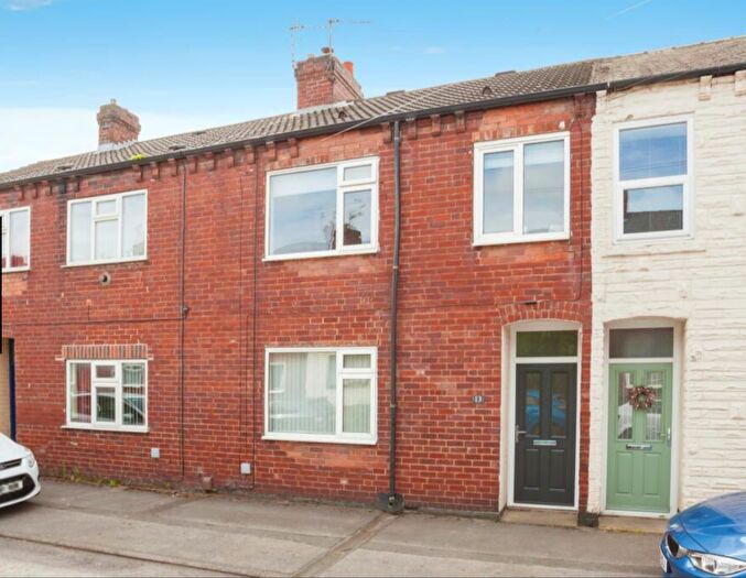 3 Bedroom Terraced House To Rent In Ellins Terrace, Normanton, WF6