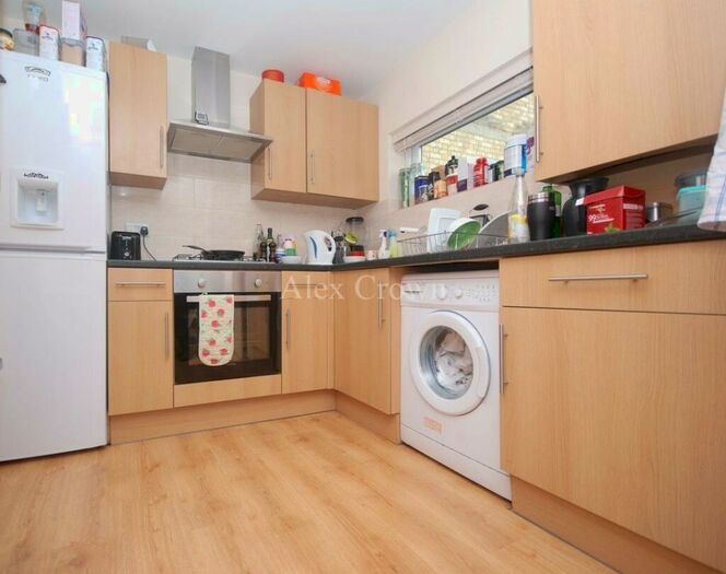 2 Bedroom Flat To Rent In Brecknock Road, Camden Town, N7