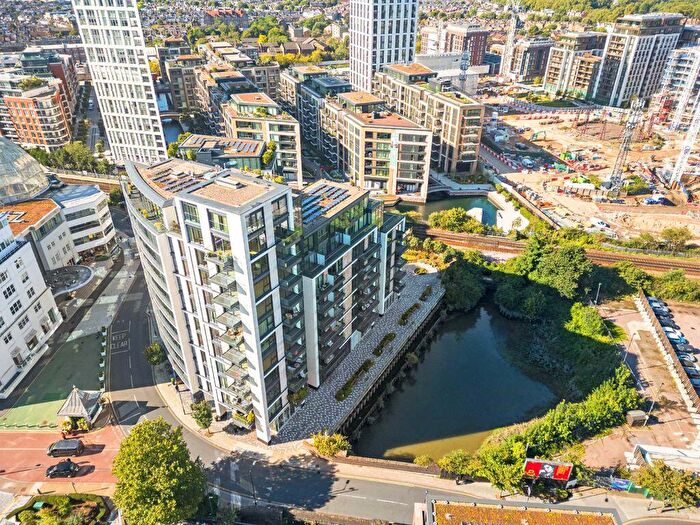 3 Bedroom Flat For Sale In Harbour Avenue, London, SW10