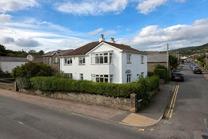 4 Bedroom Detached House For Sale In North Street, Abergavenny, NP7