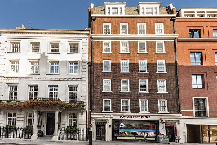1 Bedroom Flat To Rent In Grosvenor Street, Mayfair, W1K