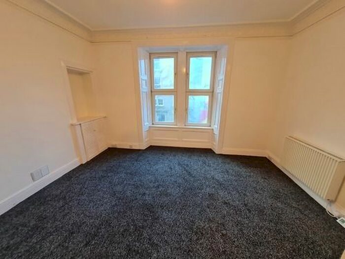 1 Bedroom Flat To Rent In Strathmartine Road, Dundee, DD3