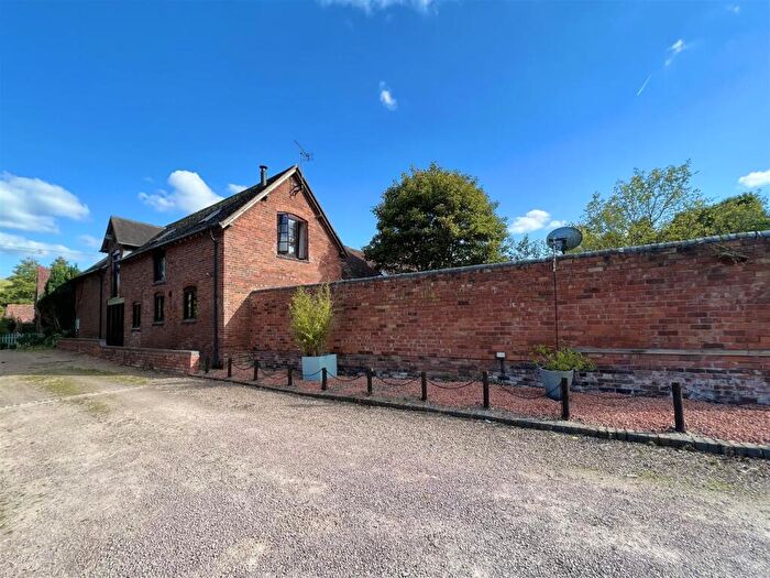 4 Bedroom Barn Conversion For Sale In Bromsgrove Road, Clent, Stourbridge, DY9