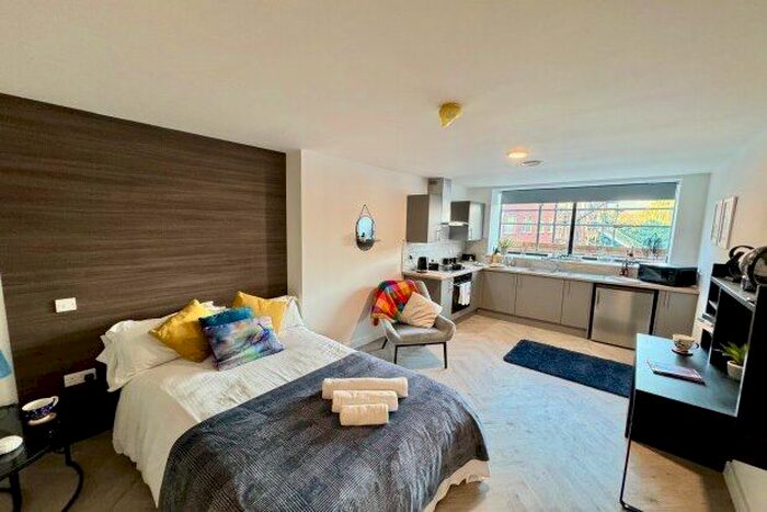 Studio To Rent In Broadgate, Nottingham, NG9