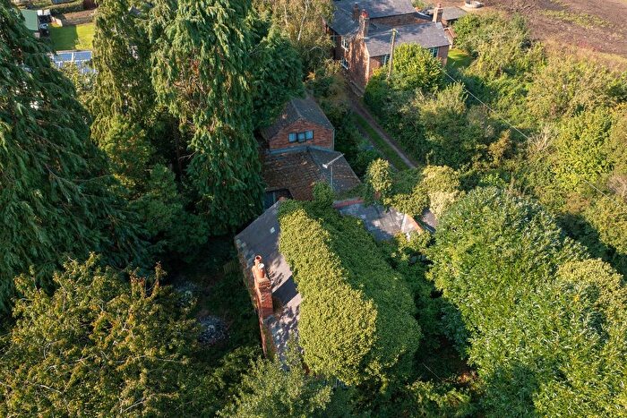 5 Bedroom Detached House For Sale In Duddon Common, Duddon, Tarporley, CW6
