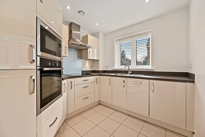 2 Bedroom Flat To Rent In London Road, St.Albans, AL1