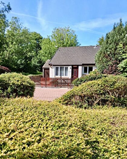 2 Bedroom Bungalow For Sale In Heabrook Parc, Heamoor, TR18