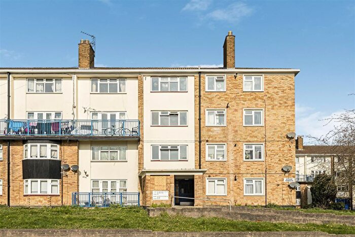 2 Bedroom Flat To Rent In Attlee Terrace, Prospect Hill, Walthamstow, London, E17