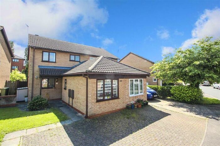 3 Bedroom Semi-Detached House To Rent In Orne Gardens, Bolbeck Park, Milton Keynes, MK15