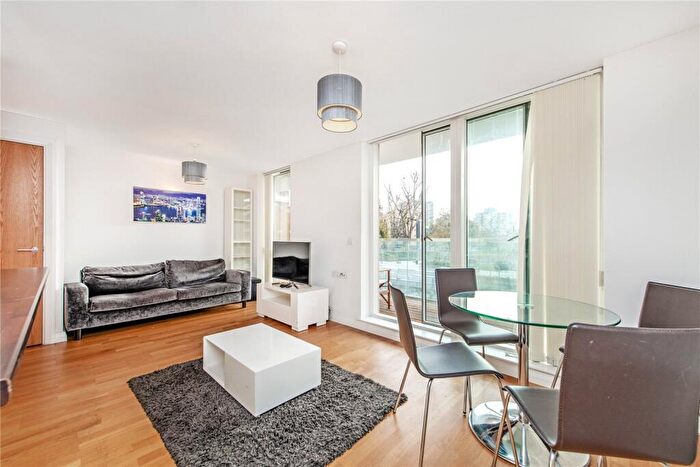 2 Bedroom Apartment To Rent In Ursula Gould Way, E14