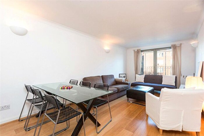 1 Bedroom Flat To Rent In Tower Court, A Canonbury Street, N1