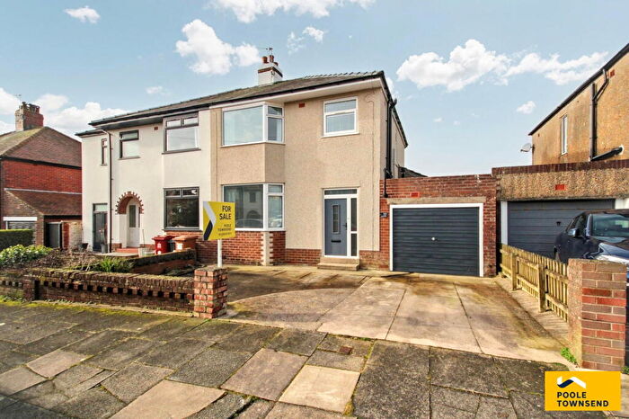 3 Bedroom Semi-Detached House For Sale In Norland Avenue, Barrow-in-furness, LA14